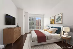 350 W 42nd St, New York City, NY 10036 - Photo 2