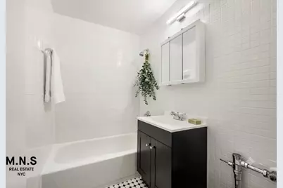3090 Voorhies Avenue #2-L, New York City, NY 11235 - Photo 8