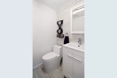 41 Wolcott Street, New York City, NY 11231 - Photo 24