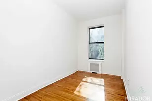 1556 York Ave, New York City, NY 10028 - Photo 2