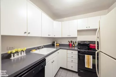 340 E 80th Street #5J, New York City, NY 10075 - Photo 4