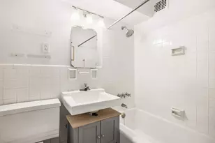 333 E 55th St, New York City, NY 10022 - Photo 10