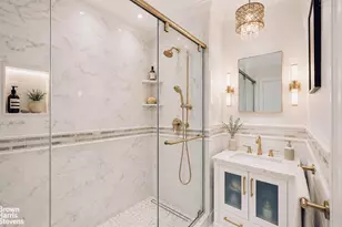 434 E 52nd St, New York City, NY 10022 - Photo 6