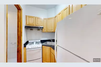 20 Spring Street #10, New York, NY 10012 - Photo 2