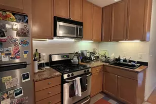 221 Van Brunt St, Brooklyn, NY 11231 - Photo 4
