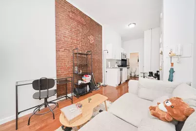 331 W 43rd Street #1B, New York City, NY 10036 - Photo 2