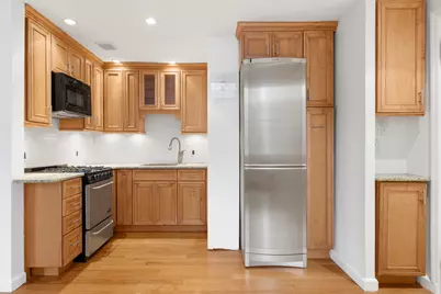 100 W 15th Street #4A, New York, NY 10011 - Photo 4