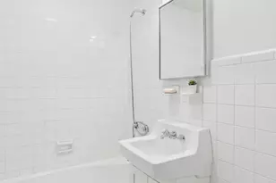 326 W 83rd St, New York City, NY 10024 - Photo 6