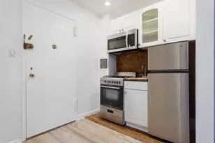 1420 York Ave, New York City, NY 10021 - Photo 8