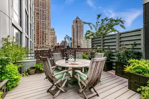 310 W 52nd St, New York, NY 10019 - Photo 2