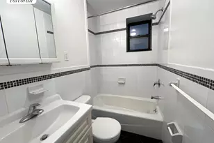 151 E 81st St, New York, NY 10028 - Photo 4