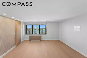 201 W 70th St, New York City, NY 10023 - Photo 8