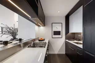 252 South St, New York City, NY 10002 - Photo 2