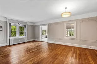 102-02 Ascan Ave, Forest Hills, NY 11375 - Photo 14