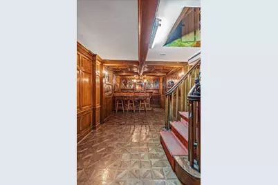102-02 Ascan Avenue, Forest Hills, NY 11375 - Photo 28