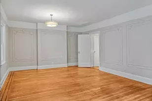102-02 Ascan Ave, Forest Hills, NY 11375 - Photo 16