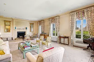 2 E 70th St, New York City, NY 10021 - Photo 1