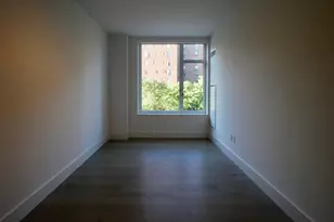 510 E 14th St, New York, NY 10009 - Photo 4