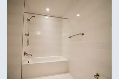 510 E 14th Street #211, New York, NY 10009 - Photo 6
