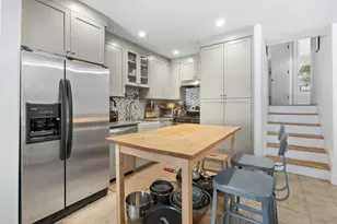153 Bay Ridge Pkwy, Brooklyn, NY 11209 - Photo 2