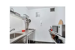 136 E 56th St, New York, NY 10022 - Photo 4
