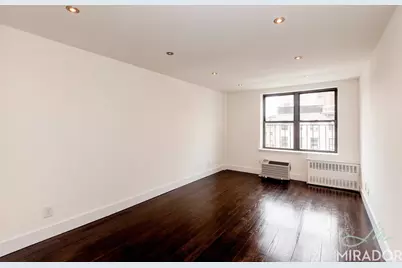 255 W 14th Street #5B, New York, NY 10011 - Photo 1