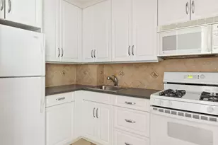 55 E 87th St, New York City, NY 10128 - Photo 8