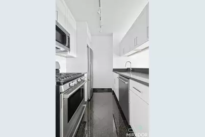 145 W 67th Street #43B, New York, NY 10023 - Photo 4