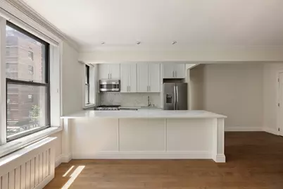 60 E 9th Street #316, New York, NY 10003 - Photo 2