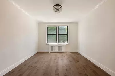60 E 9th Street #316, New York, NY 10003 - Photo 6