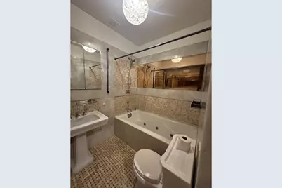60 Greenwich Avenue, New York City, NY 10011 - Photo 6
