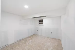 200 E 7th St, Brooklyn, NY 11218 - Photo 36