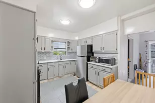 200 E 7th St, Brooklyn, NY 11218 - Photo 12