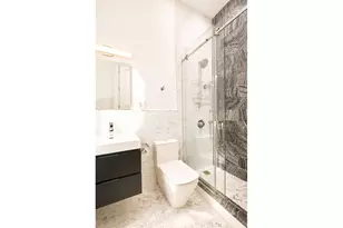 972A St Johns Pl, New York City, NY 11213 - Photo 6