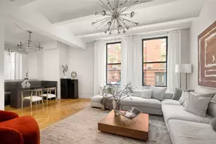 275 W 10th St, New York City, NY 10014 - Photo 2
