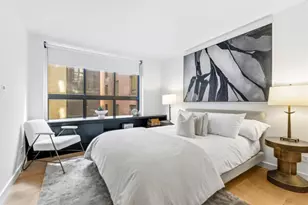 110 E 71st St, New York City, NY 10021 - Photo 16