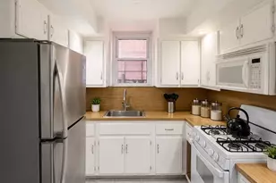140 E 51st St, New York City, NY 11203 - Photo 2