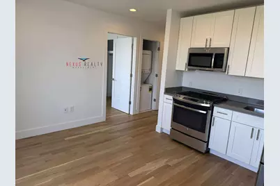 45-11 Broadway #4-B, New York City, NY 11103 - Photo 2
