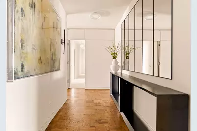 1050 5th Avenue #PHA, New York, NY 10028 - Photo 2