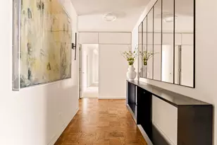 1050 5th Ave, New York, NY 10028 - Photo 2