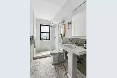 345 E 69th Street #14EF, New York City, NY 10021 - Photo 16