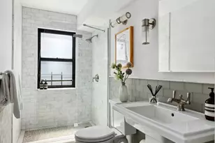 345 E 69th St, New York City, NY 10021 - Photo 16
