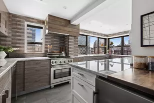 345 E 69th St, New York City, NY 10021 - Photo 4