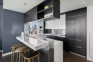 252 South St, New York, NY 10002 - Photo 6