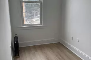 28-30 43rd St, New York City, NY 11103 - Photo 4
