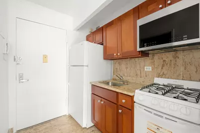 347 W 57th Street #20BB, New York City, NY 10019 - Photo 4