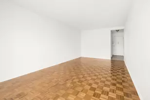 347 W 57th St, New York City, NY 10019 - Photo 2