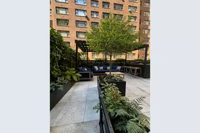 410 E 57th Street #2CD, New York City, NY 10022 - Photo 24