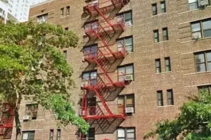 1420 York Ave, New York, NY 10021 - Photo 8