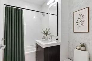 416 W 52nd St, New York City, NY 10019 - Photo 6